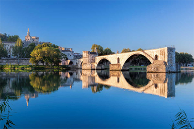 Coach Breaks Rhone River Cruise