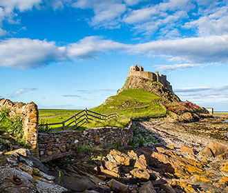 Northumberland, Hadrian’s Wall, Holy Island & Alnwick Castle