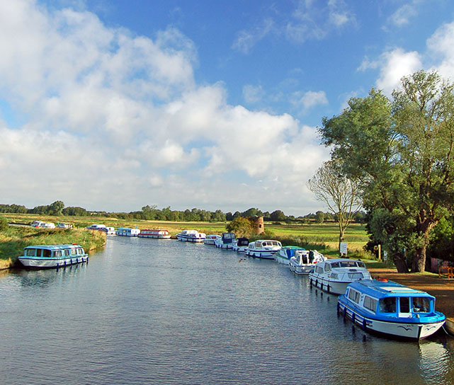 Norwich & the Norfolk Broads Cruise & Steam