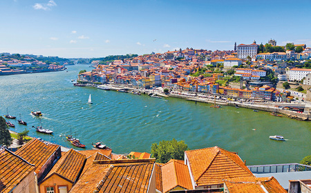 Enchanting Tour of Portugal with an Iberian Cruise