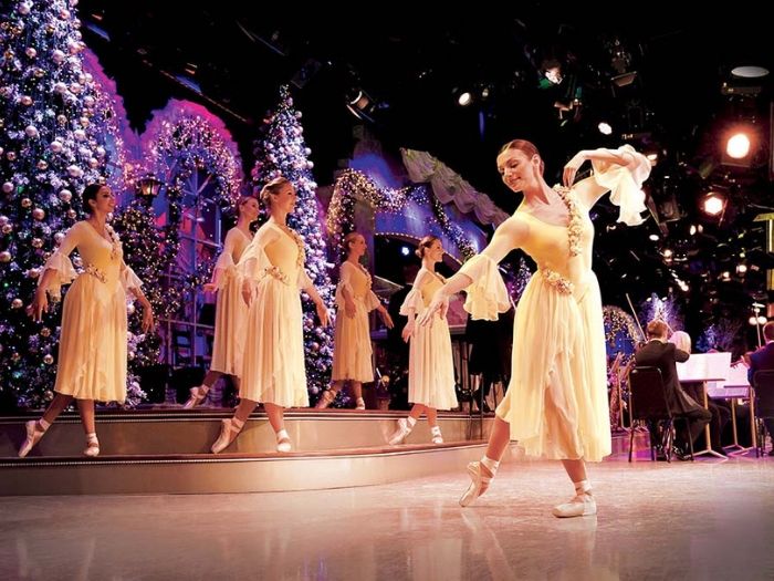 Thursford Christmas Spectacular 2023/2024 Coach Breaks