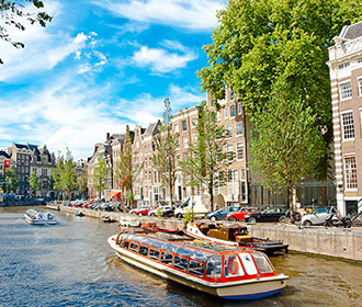 Amsterdam & Festival of Light Cruise
